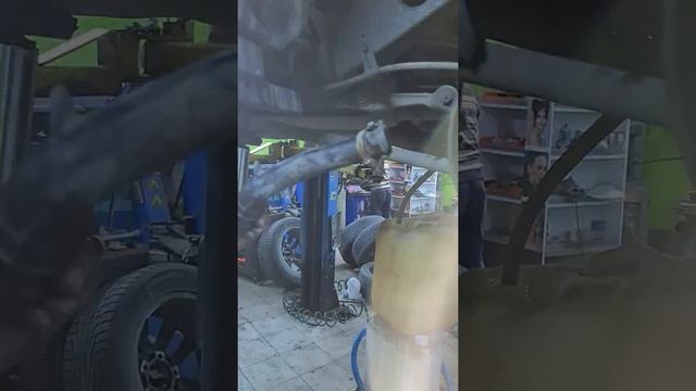 как слить бензин с бака ленд круизер 200 смотреть онлайн