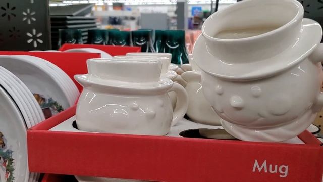 Walmart Christmas Decorations | CHRISTMAS AT WALMART| Come with me | Walkthrough | Shopping | Sale смотреть онлайн