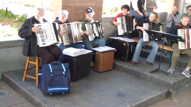 YMA Accordion Group Christmas 2011 pt.4 смотреть онлайн