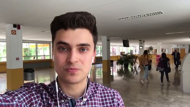ВЫШКА, РЭШ... ТРОЙКА? | СТАТЬ КОНСУЛЬТАНТОМ смотреть онлайн
