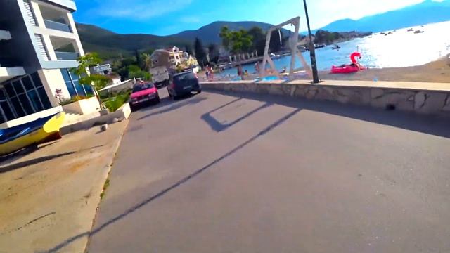 Поехал фотать бассейн\Катнул на набережной в Дженовичах\ Нашел еще один луна-парк. смотреть онлайн