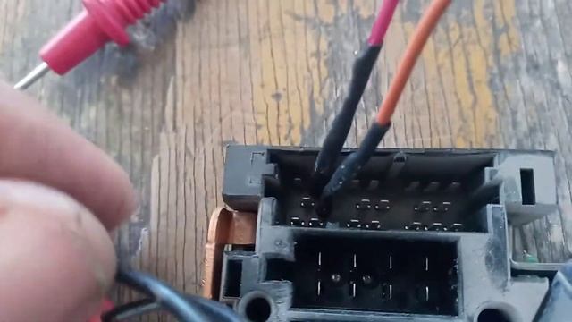 INSTALACION AUXILIAR STEREO VDO SIEMENS смотреть онлайн