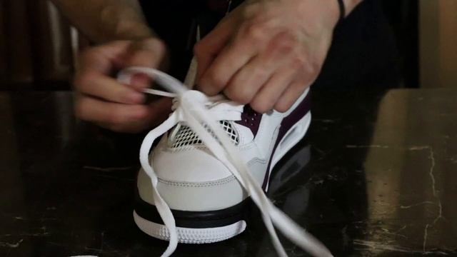 How to Lace Air Jordan 4 PSG "Paris Saint Germain" Review/Lace Swap & Unboxing! смотреть онлайн