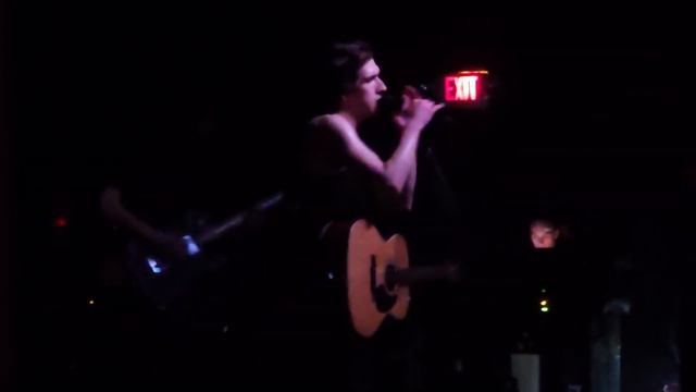 Black Fins // Ricky Montgomery(Mar. 22, 2024) смотреть онлайн