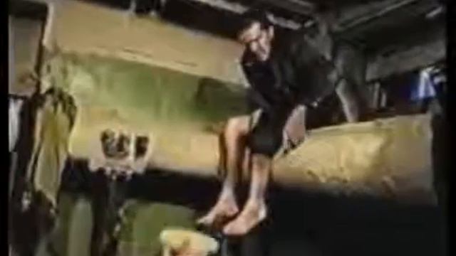 Зелёный слоник: ты чё обосрался