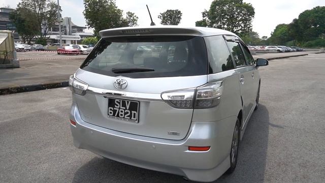 TOYOTA WISH YOM 2012-SLV6782D смотреть онлайн