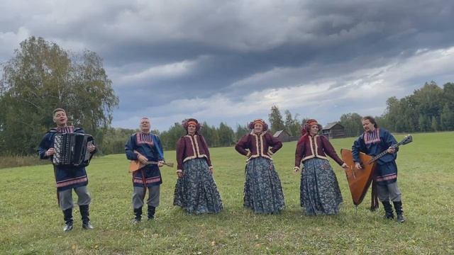 Плясовая песня под баян/КУДРЯВЧИК/Поём на природе! смотреть онлайн