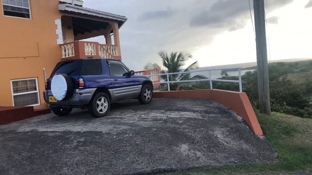 Exploring the island Of Grenada- Calliste St.George’s+ quick drive to the airport beautiful scenery смотреть онлайн