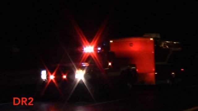 Fire Trucks Responding Compilation Part 18 - Rescue Trucks And Special Operations смотреть онлайн