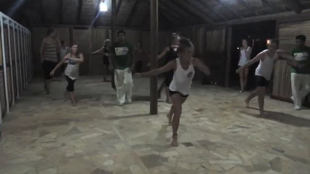 Capoeira in Taiba with Cordão de Ouro. Spring 2013 смотреть онлайн