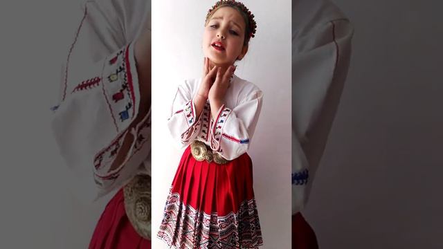 Пустото лудо и младо- Йоана Мария Йонасон смотреть онлайн
