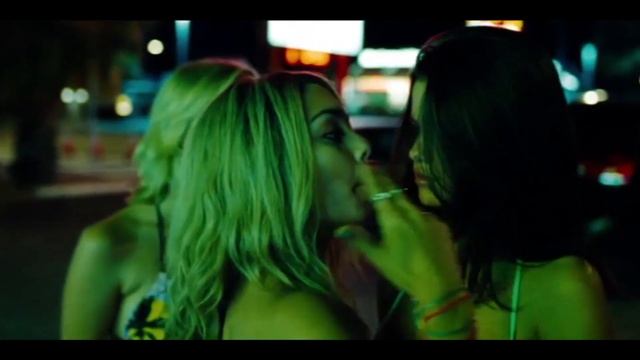 In Defense Of Spring Breakers (2012) смотреть онлайн
