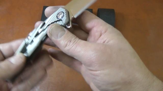 Складной нож купить из ламинированной стали CPM 15V смотреть онлайн