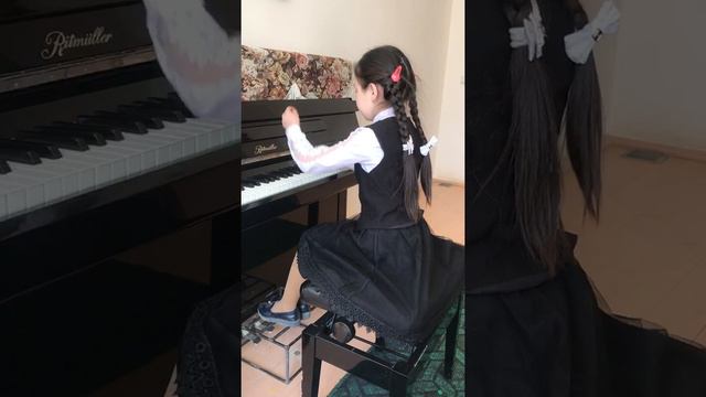 К. Черни "Этюд" смотреть онлайн