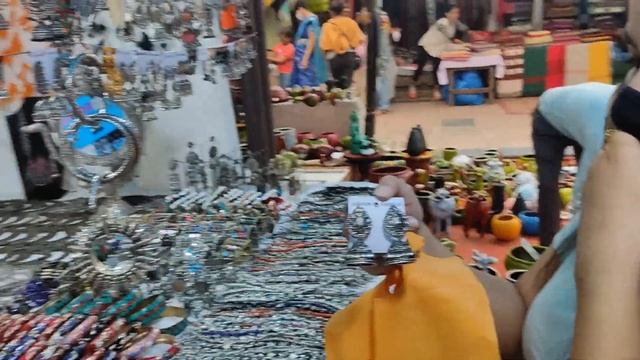 Dilli Haat INA | Must visit Place in Delhi | Exploring Indian Food & Handicraft 2021 | The Funiyaar смотреть онлайн