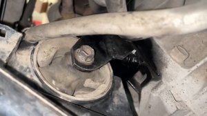 Отломилось крепление подушки двигателя от картера ремонт без аргона NISSAN X-Trail NT 30 qr 20