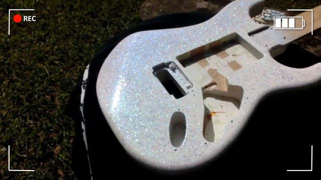 Acabamento com glitter na guitarra (Completo) смотреть онлайн
