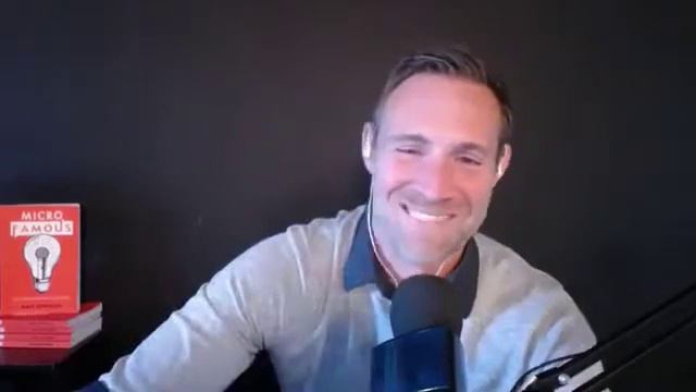 How To Build A Real Estate Sales Machine With Aaron Rian смотреть онлайн