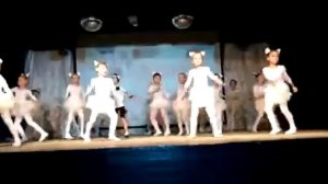 Я пушистый беленький котенок, выступление ансамбля "Колибри"