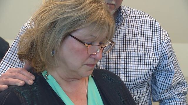 Diane Kaufman reads a statement regarding Devaunte Hill's sentencing hearing смотреть онлайн