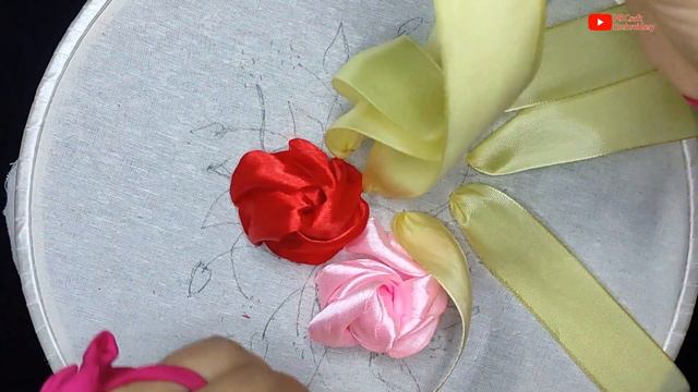 Amazing Ribbon Flower work || Hand Embroidery Flower Design Trick || Easy Flower Making смотреть онлайн