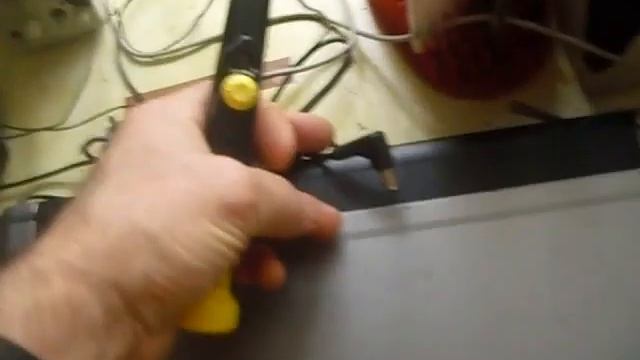 11.04.11 Излучение от выключенного ноутбука.AVI смотреть онлайн