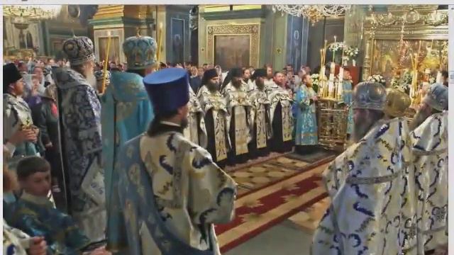 18 НЕДЕЛЯ ПО ПЯТИДЕСЯТНИЦЕ ПОЧАЕВСКАЯ ЛАВРА 2016 смотреть онлайн