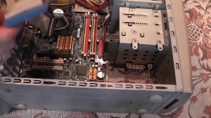 Подключение жесткого диска (HDD) к материнской плате.