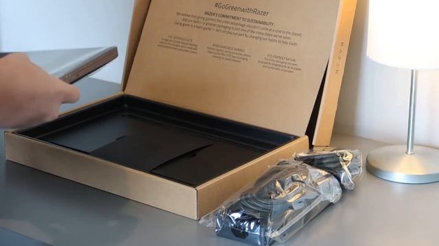 Unboxing The Most Powerful 14-inch Gaming Laptop | Razer Blade 14 2021 смотреть онлайн