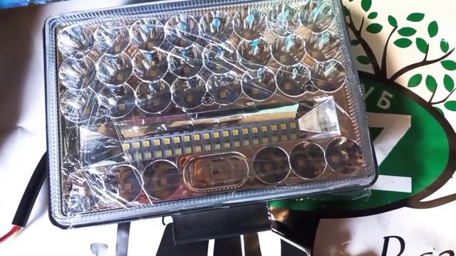 Фара LED прямоугольная 144W 6000K (48 диодов) 15мм х 10 см х 3 см. ближний и дальний свет. смотреть онлайн