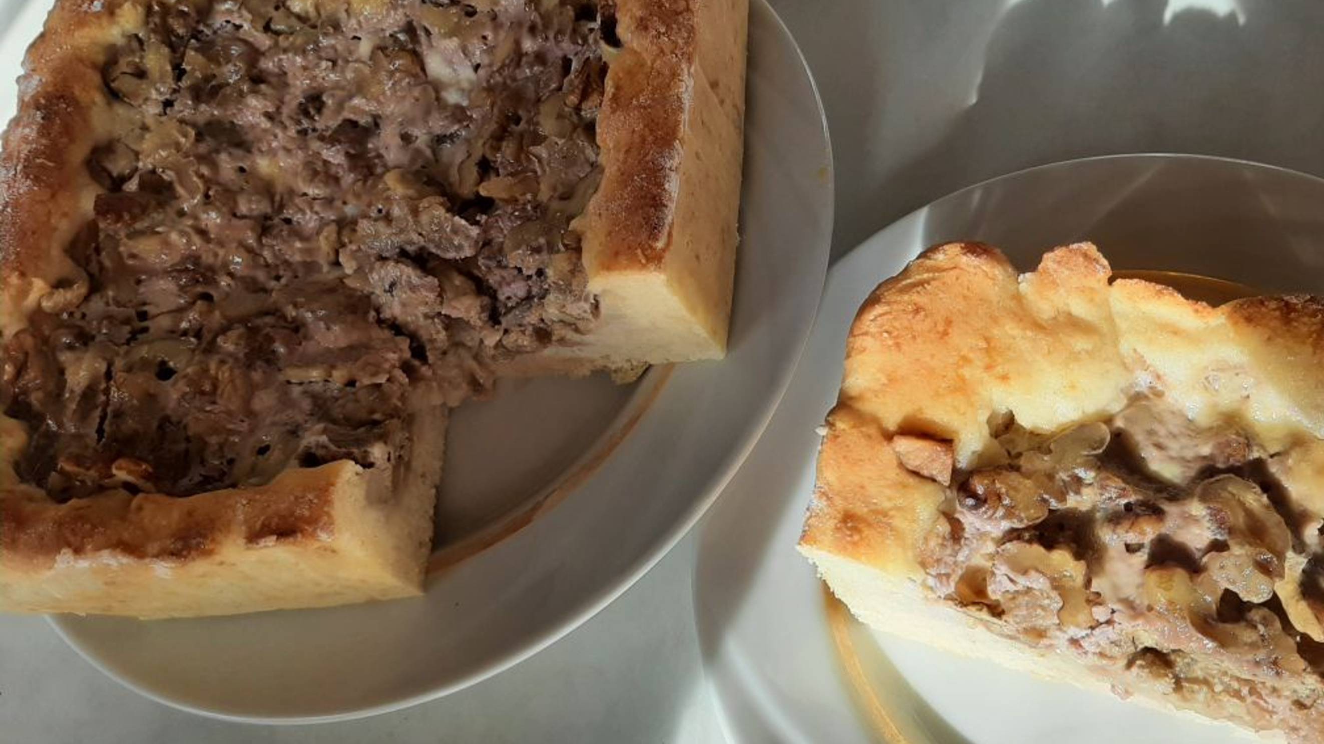 Безглютеновый пирог с грушей и орехами