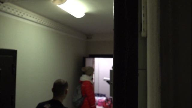 ПРИТВОРИЛСЯ ПОПРОШАЙКОЙ В НОВОМ ДОМЕ ЧАСТЬ 3. Социальный эксперимент / Руки Базуки / Реакция. смотреть онлайн