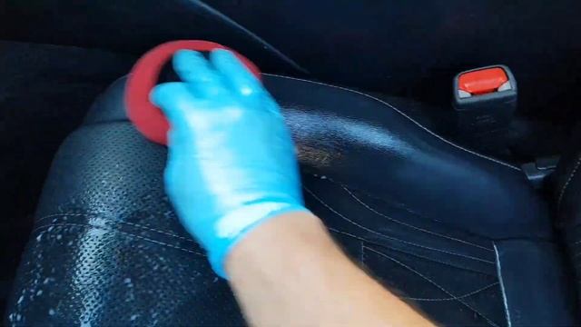 CarPro Perl на шкіряних сидінях Lexus смотреть онлайн