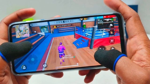 Moto G13 Gaming Test || Free Fire Test || Pubg Mobile Test || Heating Test || Graphics Test ⚡⚡ смотреть онлайн