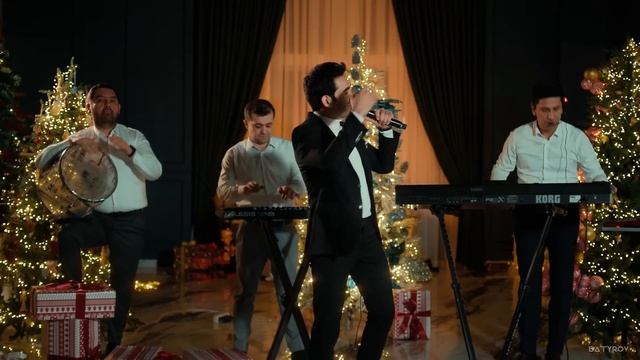 Farhat Orayev - Popuri 2023 (Ozbek aydymlar) смотреть онлайн