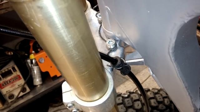 (11 февр. 2020) Ремонт вилки smx50, водянка на зеленого, тест на нагрев и езда по лестнице смотреть онлайн