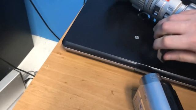 This is my old faulty Sony DCR-VX2000E Mini DV Camcorder Won’t Open or Closed the Door and screen. смотреть онлайн