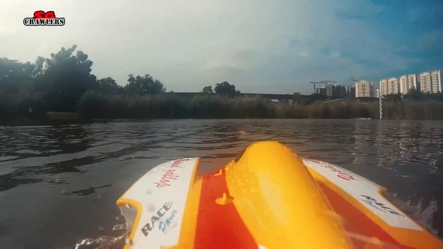 Wltoys WL913 Brushless Boat High Speed Racing RC Boat On Board Cam FPV Boating