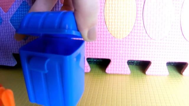 Мультик про мусоровоз. Рабочие машины. Игрушки для детей смотреть онлайн