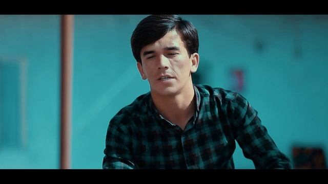 Хабари Очили ин наворо бинед муй танатон мехезад Бисёр Дардовар аст смотреть онлайн