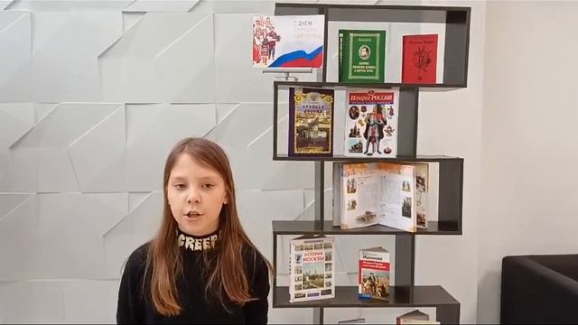 Щелокова Виктория читает стихотворение «Один в поле не воин » смотреть онлайн