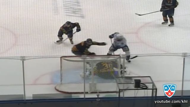 Сэйв Константина Барулина / Barulin's huge save смотреть онлайн