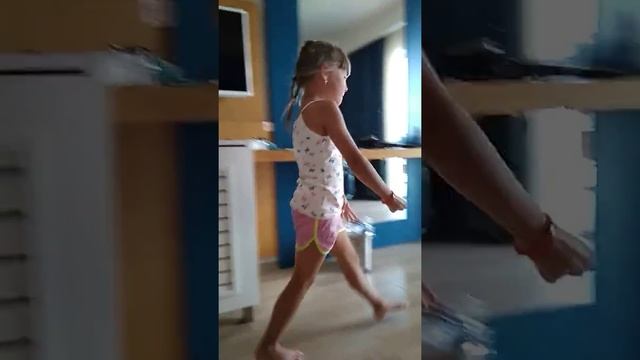 1 ВИДЕО (СПОРТИВНАЯ ГИМНАСТИКА)??? смотреть онлайн