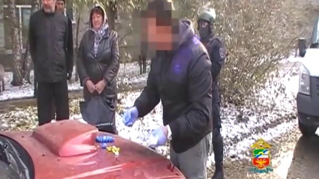 ГНК задержал девушку барыгу ЖЕСТЬ! смотреть онлайн