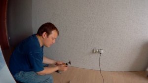 Подрезка ламината у стены