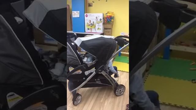 CO#0023 Chicco Bravo For 2 Double Stroller 雙人BB車/孖B車 смотреть онлайн