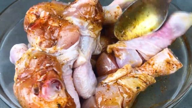 Куриные ножки в духовке по грузински. Очень ароматные и сочные! смотреть онлайн