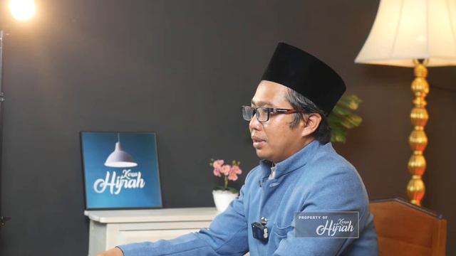KERSA HIJRAH || HIKMAH 11 - KUBURKAN EKSISTENSI - KH MAHASIN смотреть онлайн