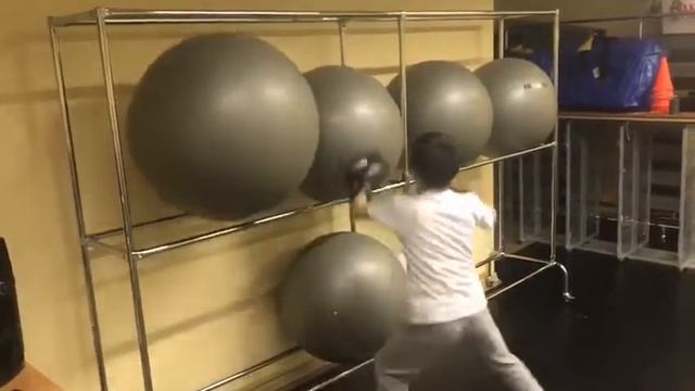 Бокс.Марсель 10 лет. смотреть онлайн