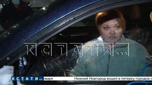 14 часов девушка провела в заблокированном приставами автомобиле без еды и воды